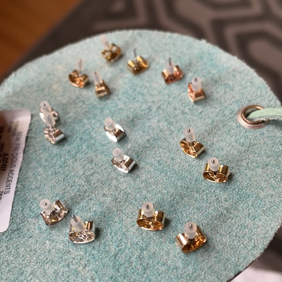 8 Lucky brand earrings set - Picture 6 of 6